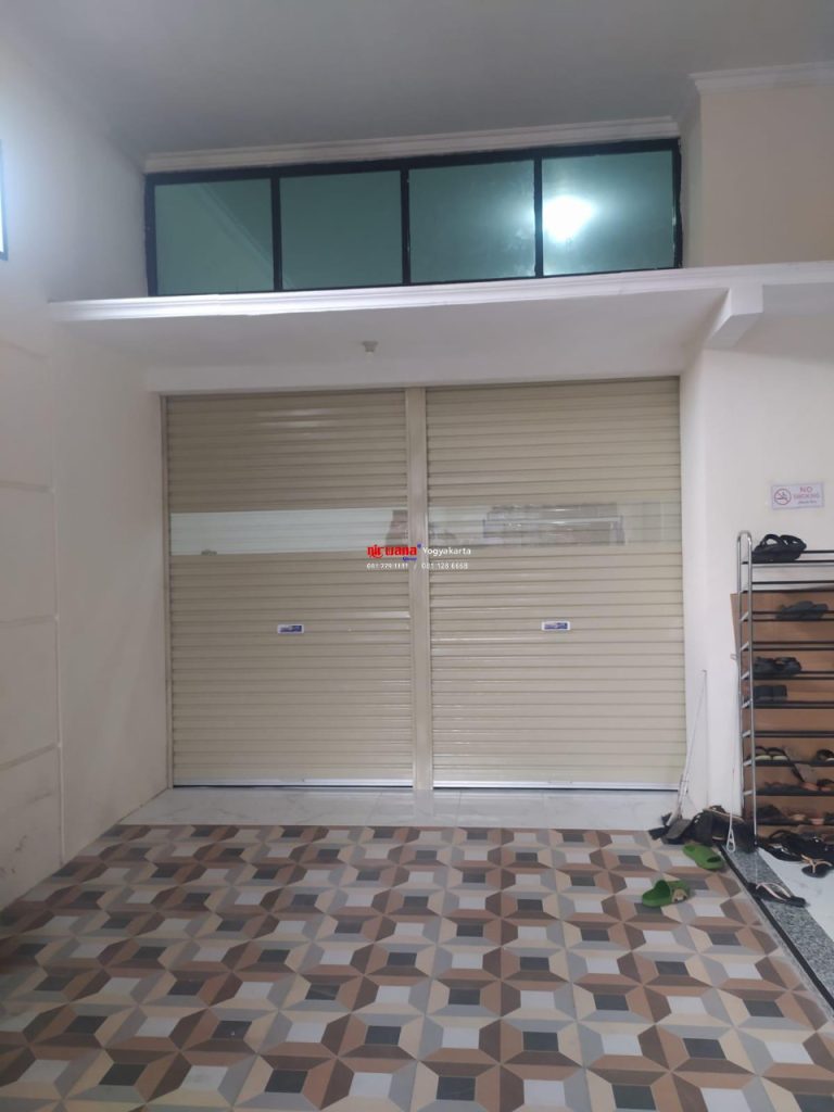 Rolling Door One Sheet 30cm Perforated Berkualitas di Mojokerto