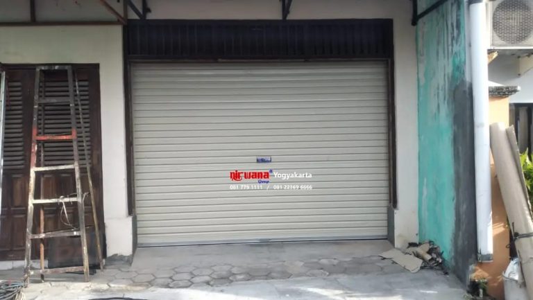 Instalasi Rolling Door One Sheet Polos Terbaik di Muja-Muju Umbulharjo Yogyakarta